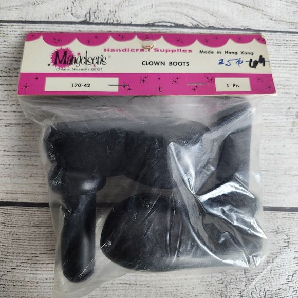 Mangelsens Handicraft Supplies Dolls Large Clown Boots 3 1/2" NOS  17042 1 Pair - Picture 1 of 8